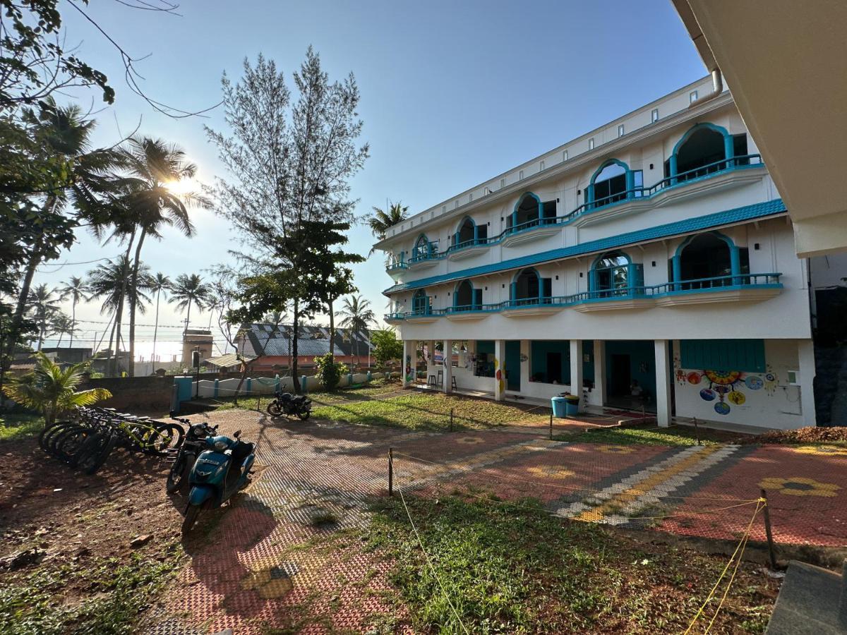 Soul Hostels, Varkala - Black Beach Екстериор снимка